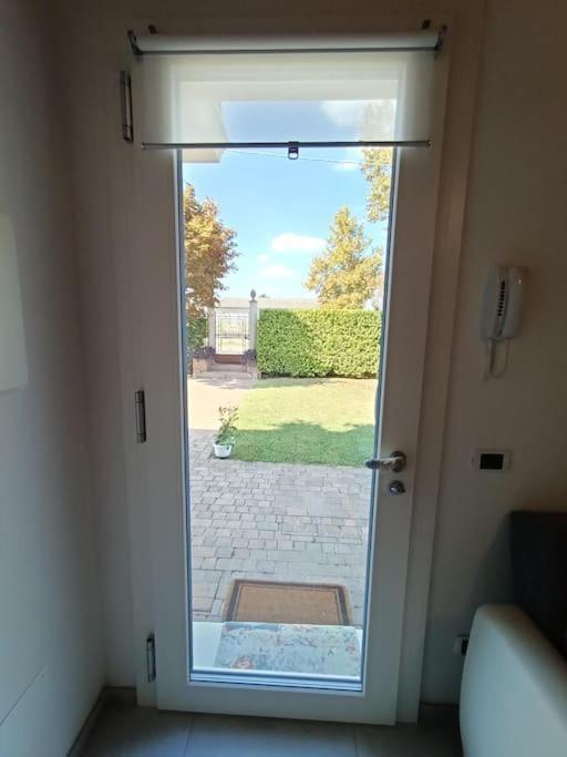 B&B We Care Appartamento Lendinara Екстер'єр фото