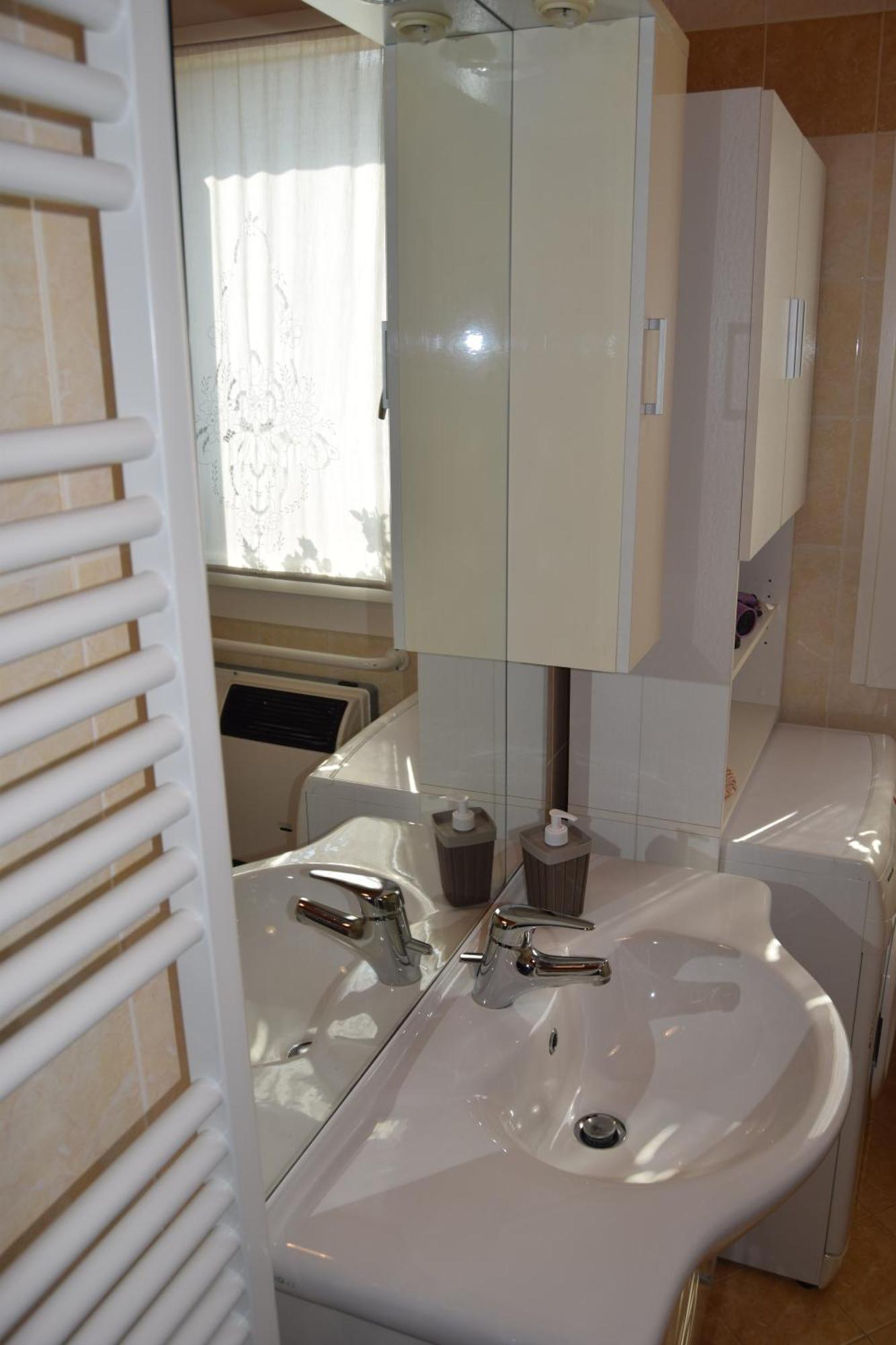 B&B We Care Appartamento Lendinara Екстер'єр фото